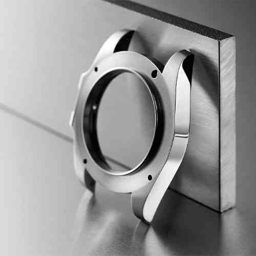 استفاده از آبکاری استیل در تولید ساعت‌های مچی